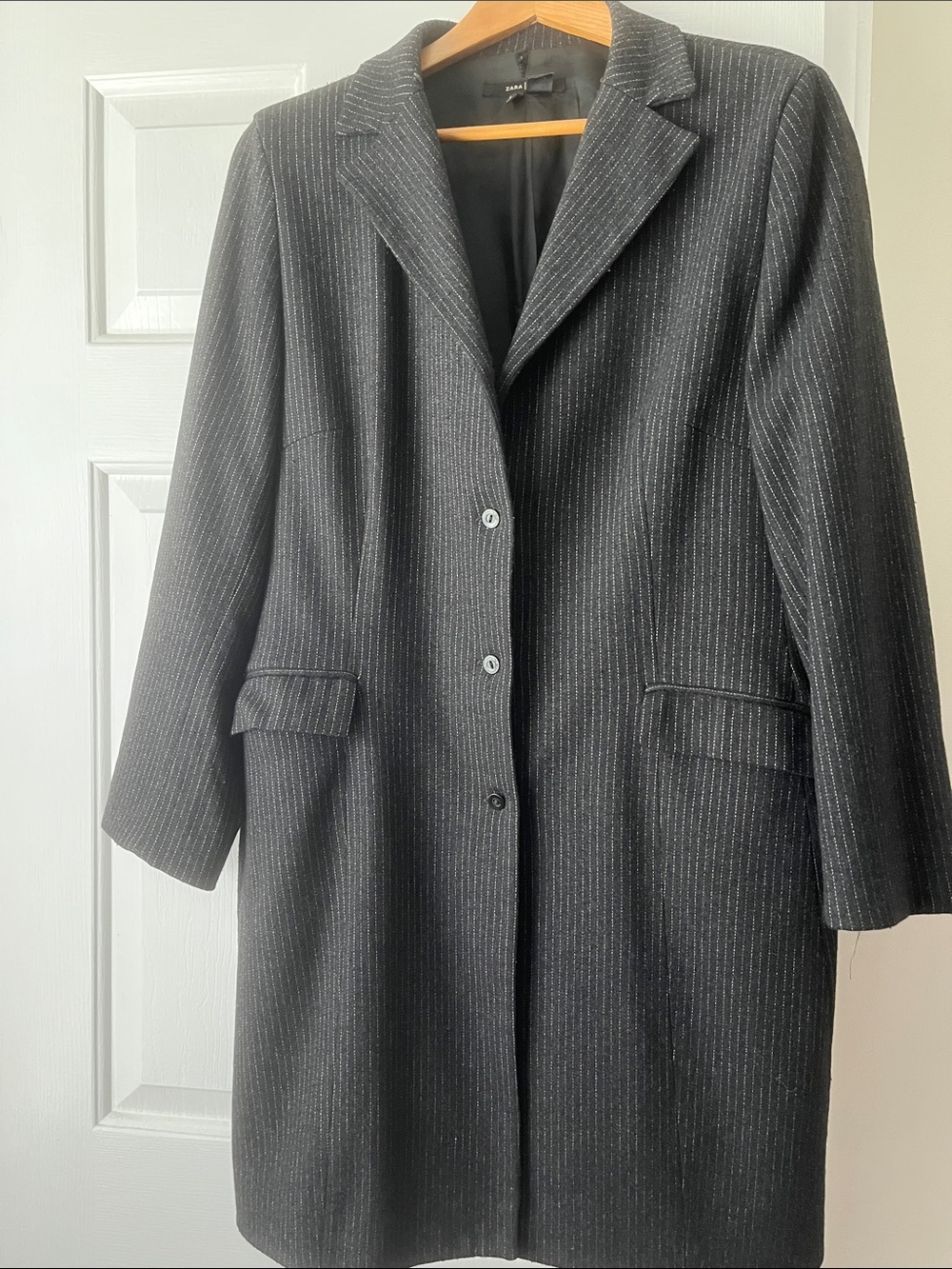 Zara Basic Women's Black Pinstripe Trench Coat* Size USA 12